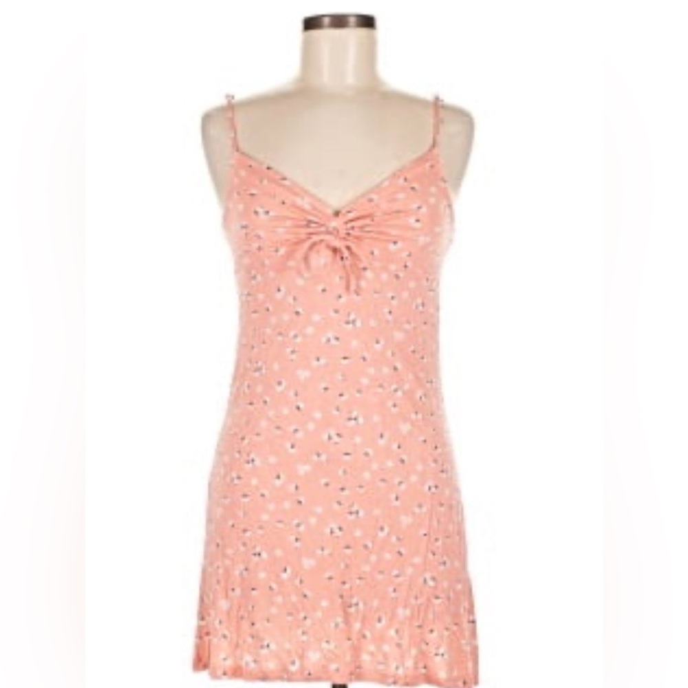 Sky and sparrow light summer floral dress from Tilly’s medium